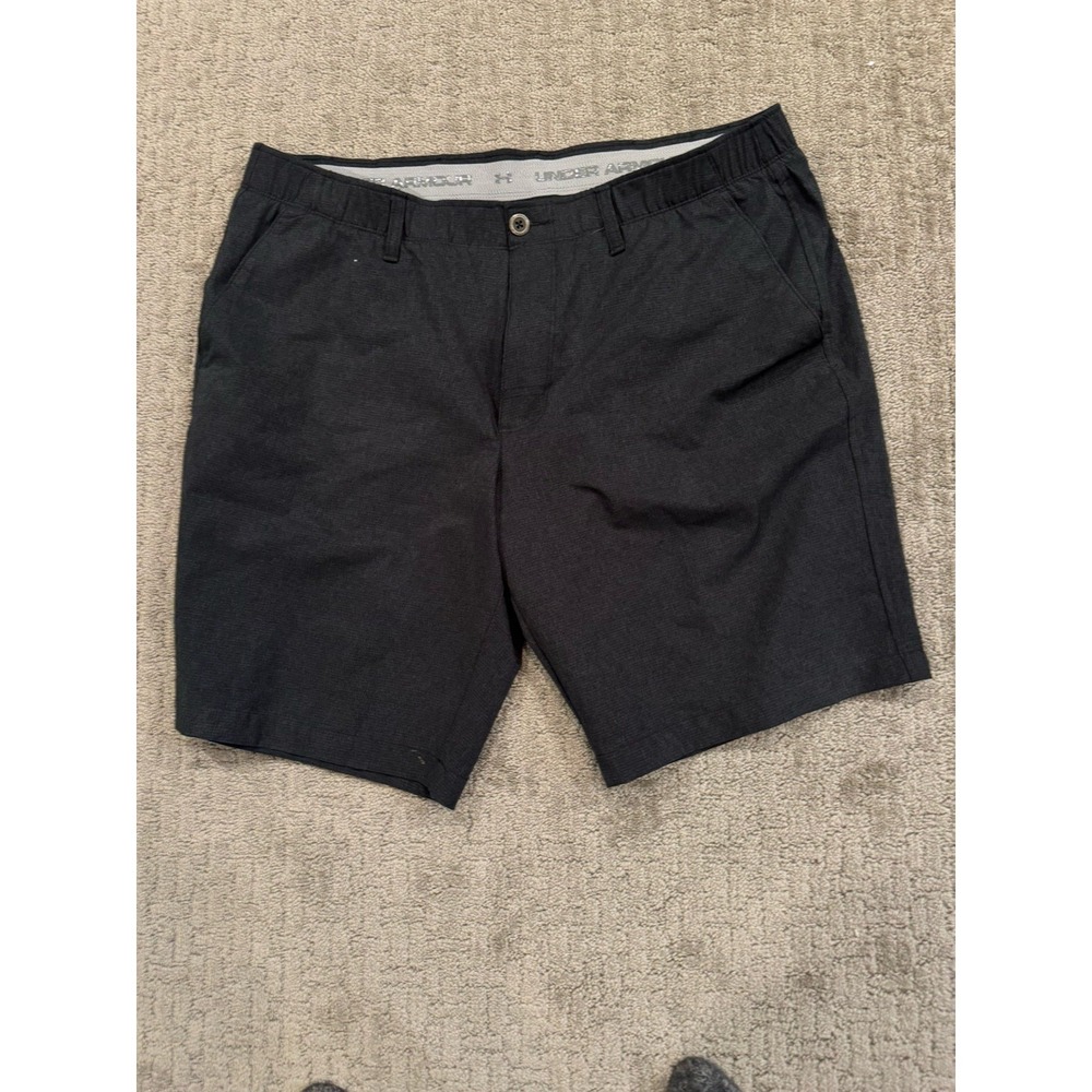 Under Armour Golf Shorts Size 40 Dark Grey / Black Golfing Chino (U1)